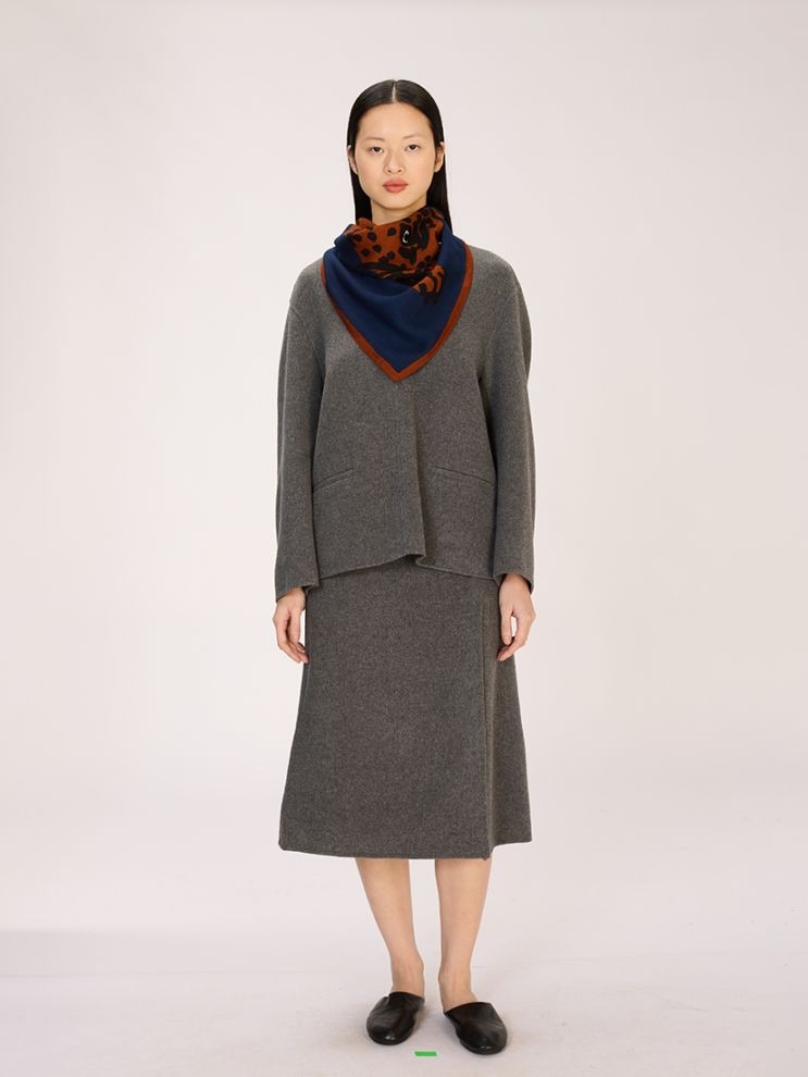 FELINE スカーフ 100 x 100（ストール）｜H.P.FRANCE公式サイト