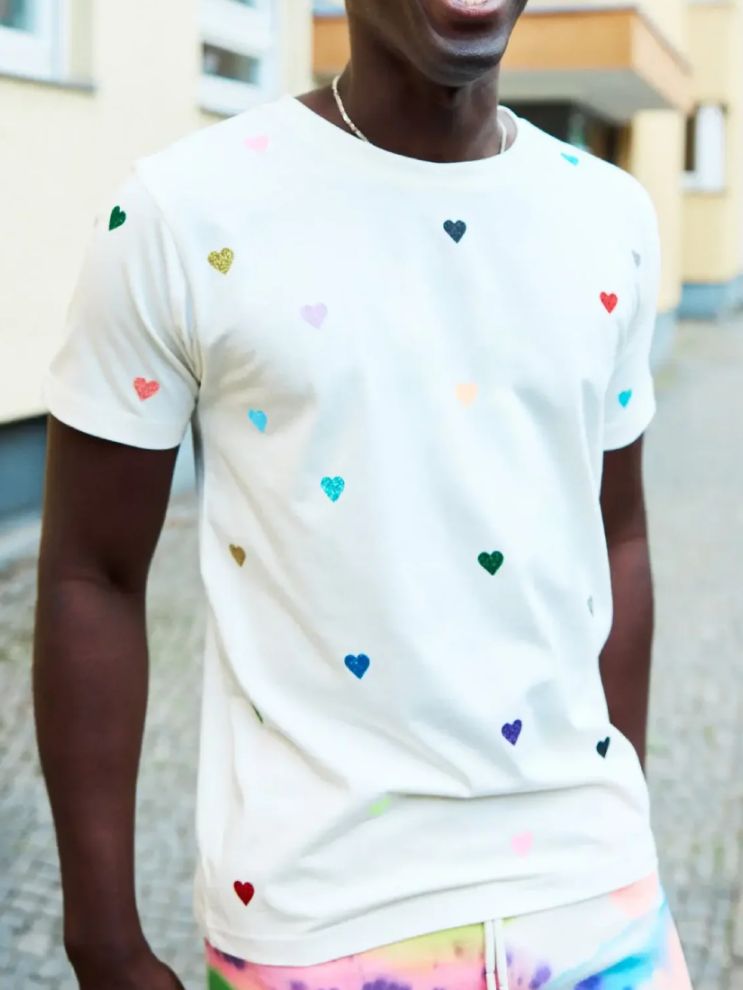 HEARTS Tシャツ