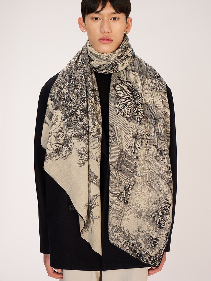 新品未使用 Pierre Baxel シルク100%スカーフ 大判 イタリア スカーフ