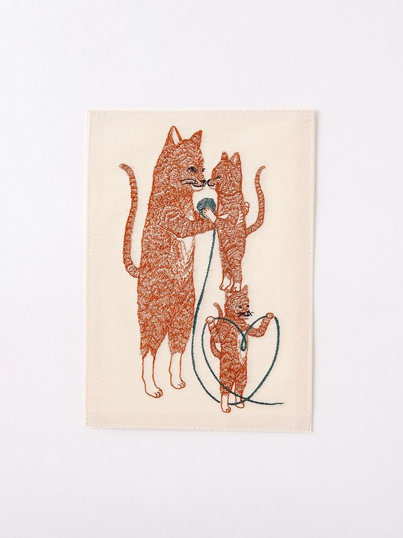 刺繍カード Mama Cat and Kittens（ステーショナリーその他