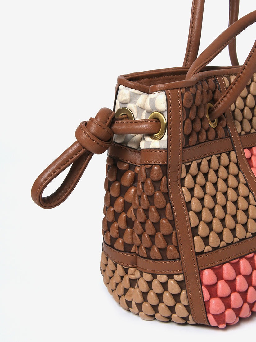 《TISSA FONTANEDA》Big Mausi