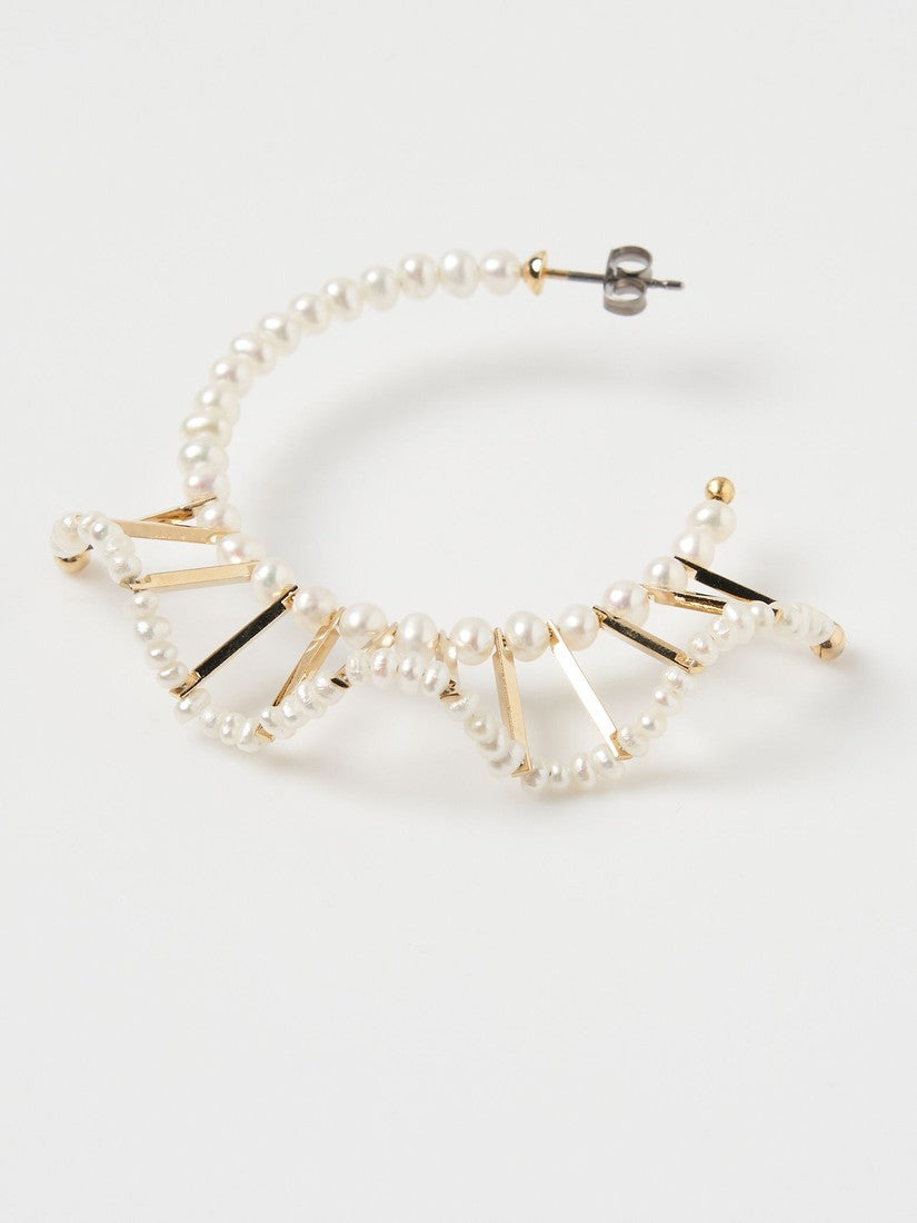 H.P FRANCE C.A.D ショートフリルピアス ショートフリルピアス(片耳用)（ピアス）｜H.P.FRANCE公式サイト