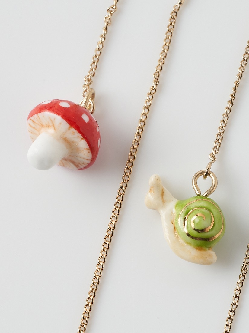 ロングピアス カタツムリとキノコ Les sous bois（ピアス）｜H.P.