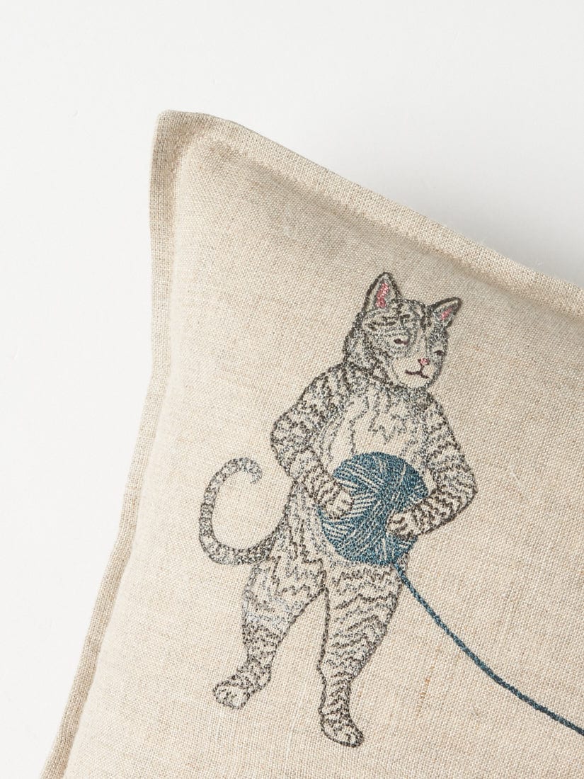 クッションカバー 30x30 Playful cats（クッション）｜H.P.FRANCE公式