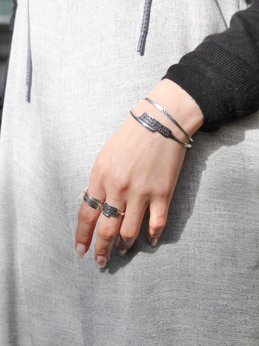 L'amour est 愛は バングル（バングル）｜H.P.FRANCE公式サイト