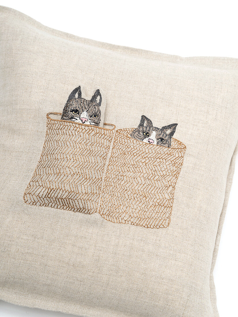 ポケットクッションカバー 30x30 Basket cat（クッション）｜H.P.