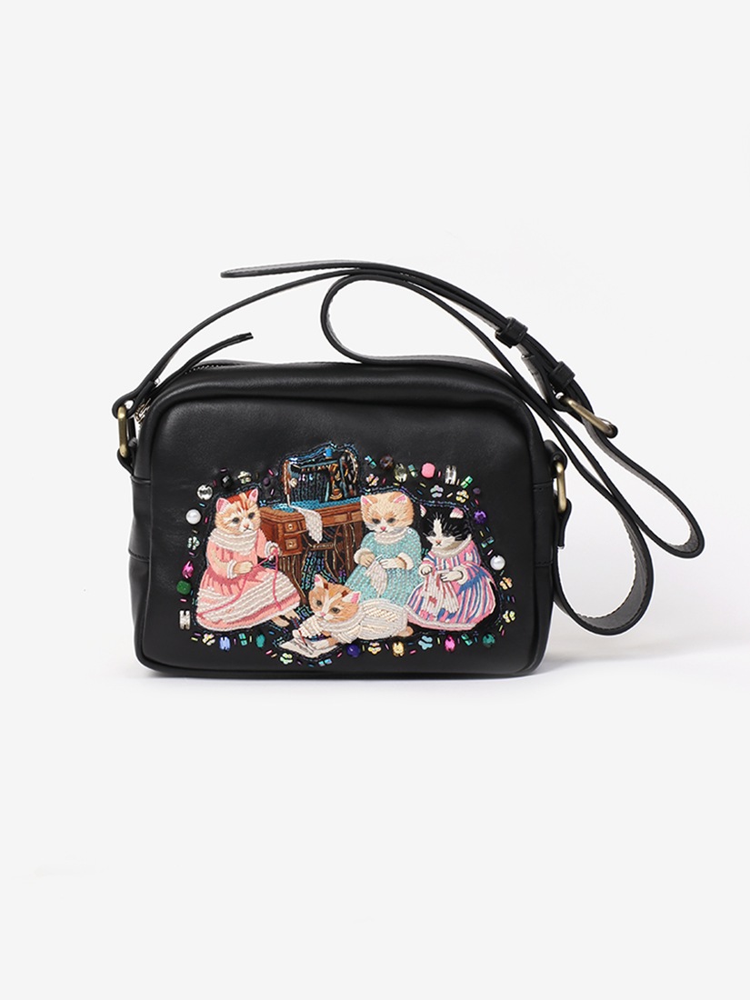 刺繍ショルダーバッグ Sewing Sisters Cats（ショルダーバッグ）｜H.P.