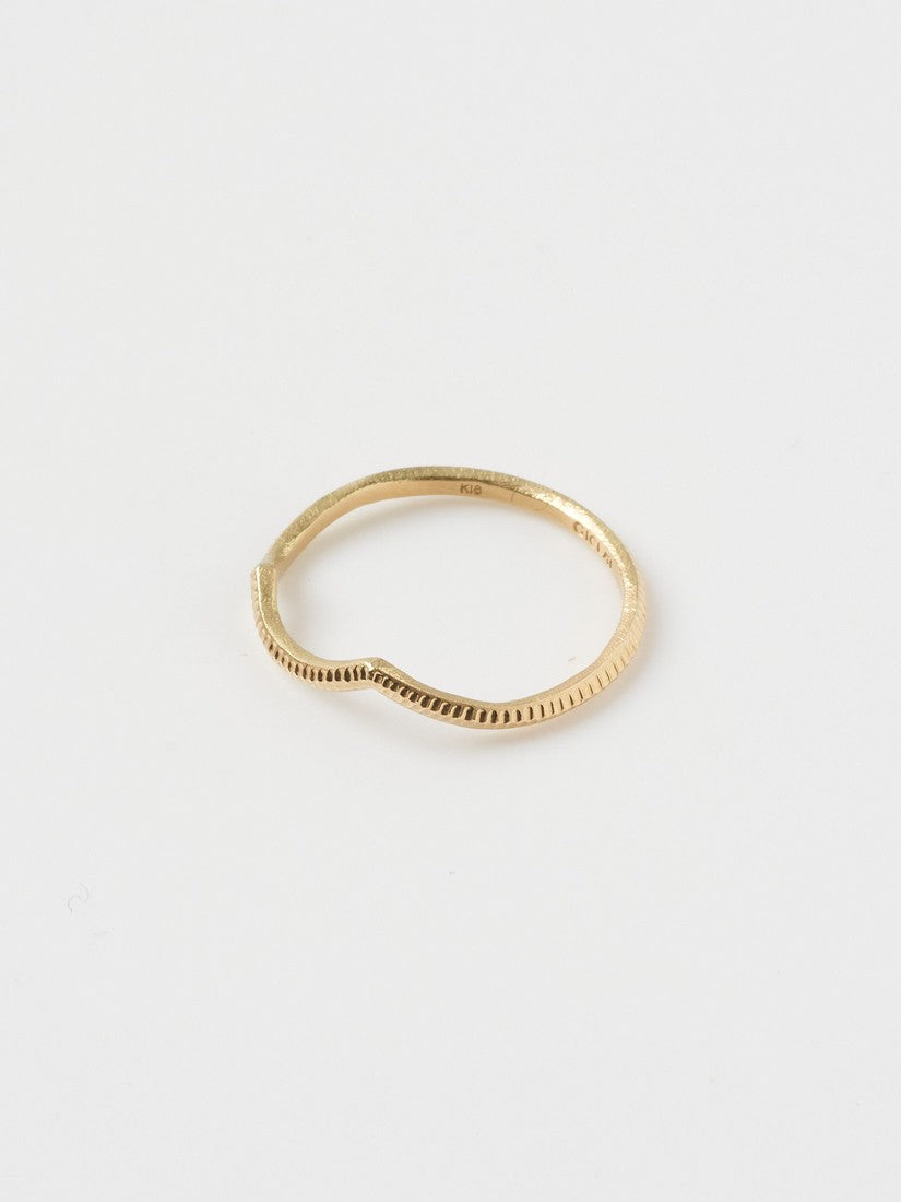 GICLAT SMALL WAVE Ring k18YG 波13号 美品 - メルカリ