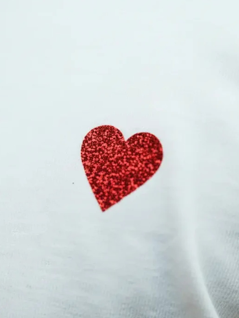 HEARTS Tシャツ