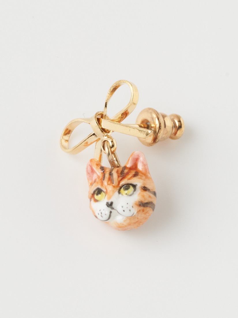 ピアス ベンガルキャットとリボン Capsule Comme chein and chat