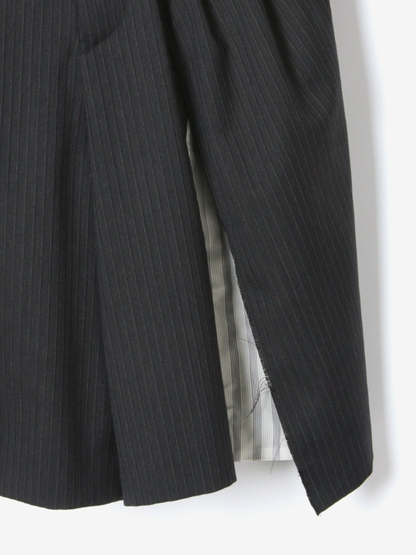 《MOOHONG》ROTATED PANEL ハーフパンツ