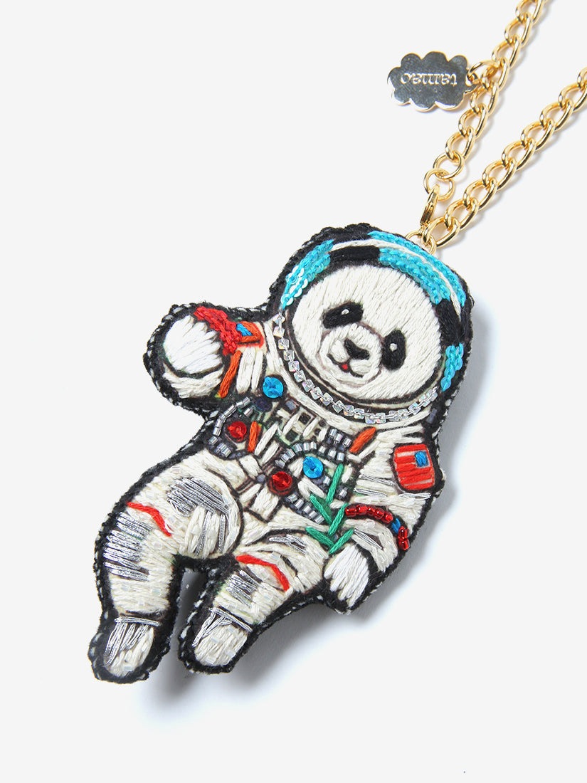 チャーム Astronaut Panda（チャーム）｜H.P.FRANCE公式サイト
