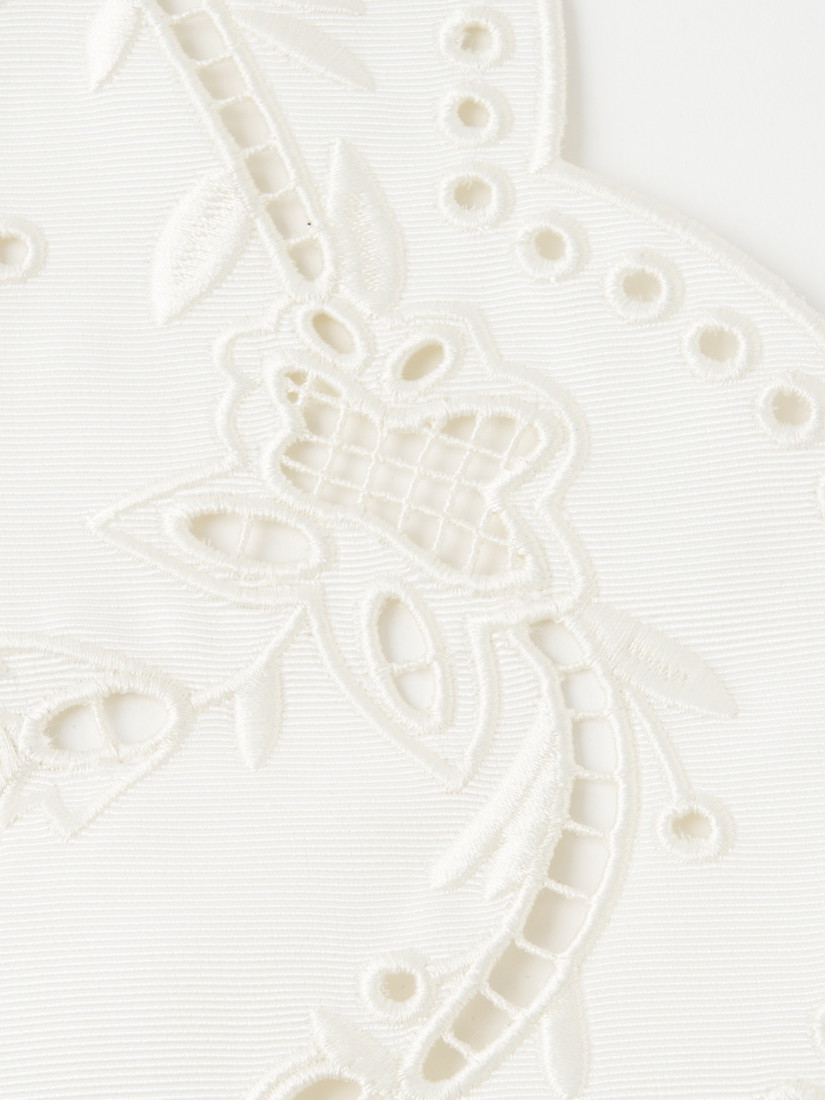 GUNIA project》EMBROIDERED ROUND つけ襟（洋服その他）｜H.P.FRANCE