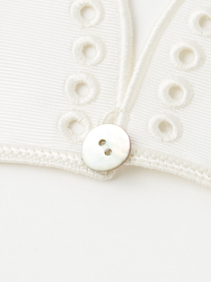 GUNIA project》EMBROIDERED ROUND つけ襟（洋服その他）｜H.P.FRANCE