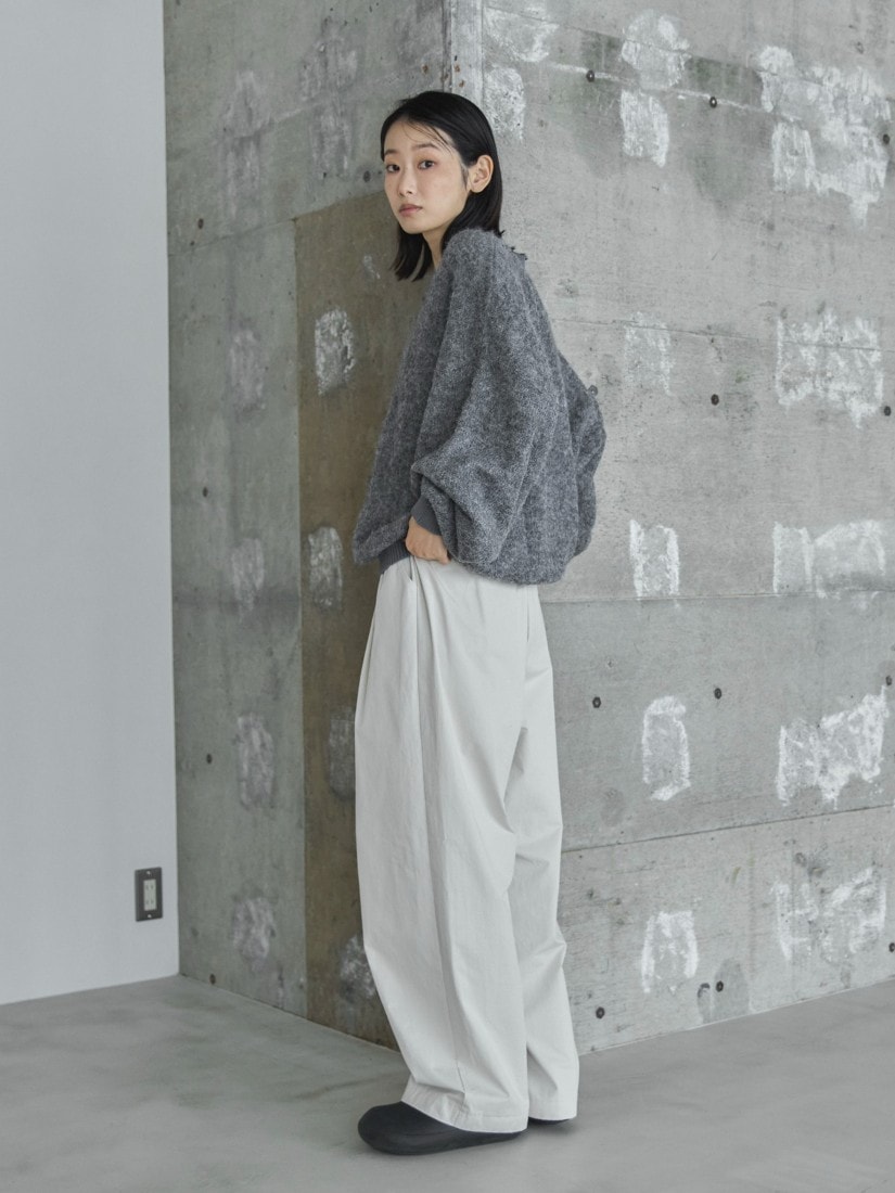 ハンドウォッシャブル ウール混リブ異素材起毛Vネックニット（セーター