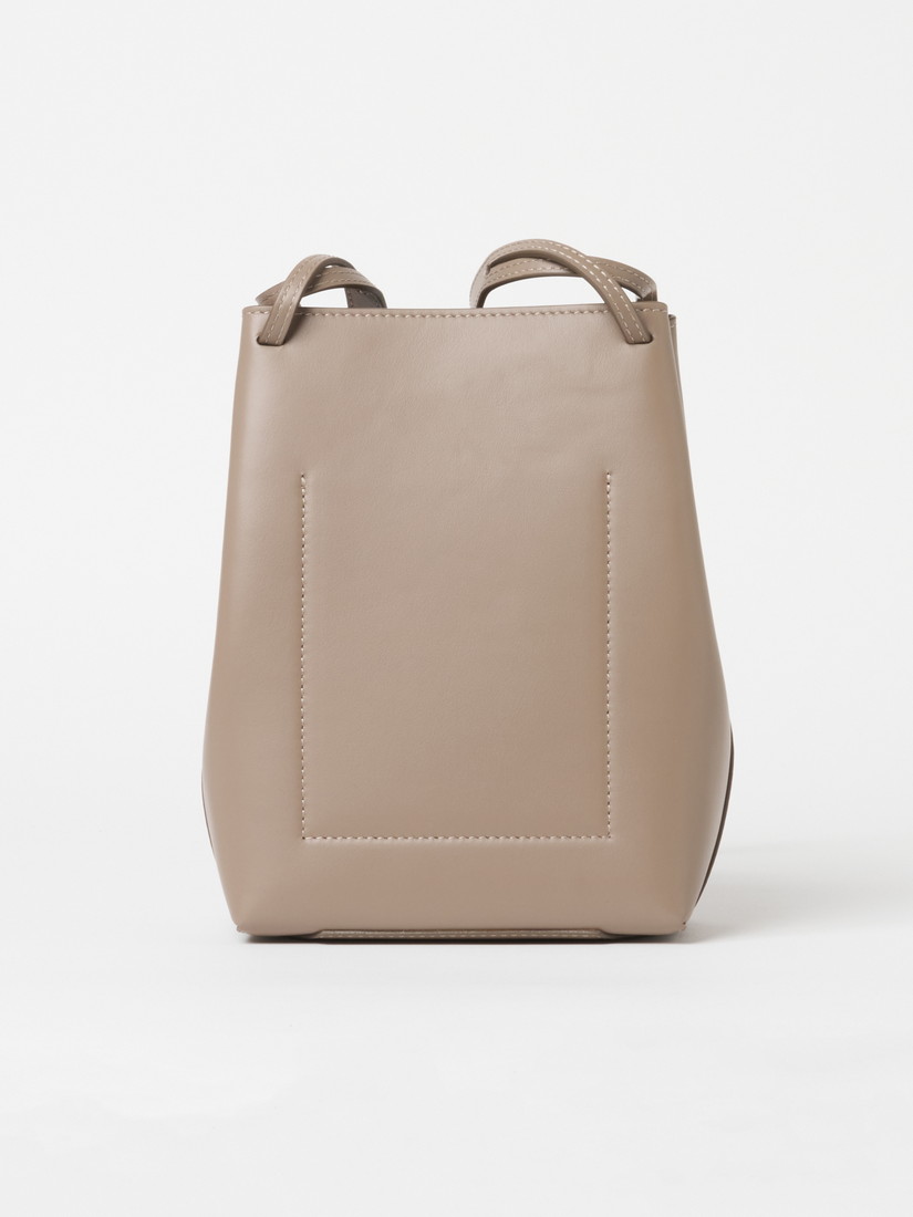 シャンクスSAGAN Vienna / LEMAIRE the row SAGAN Vienna》RS REINS BAG S ショルダーバッグ（ショルダーバッグ