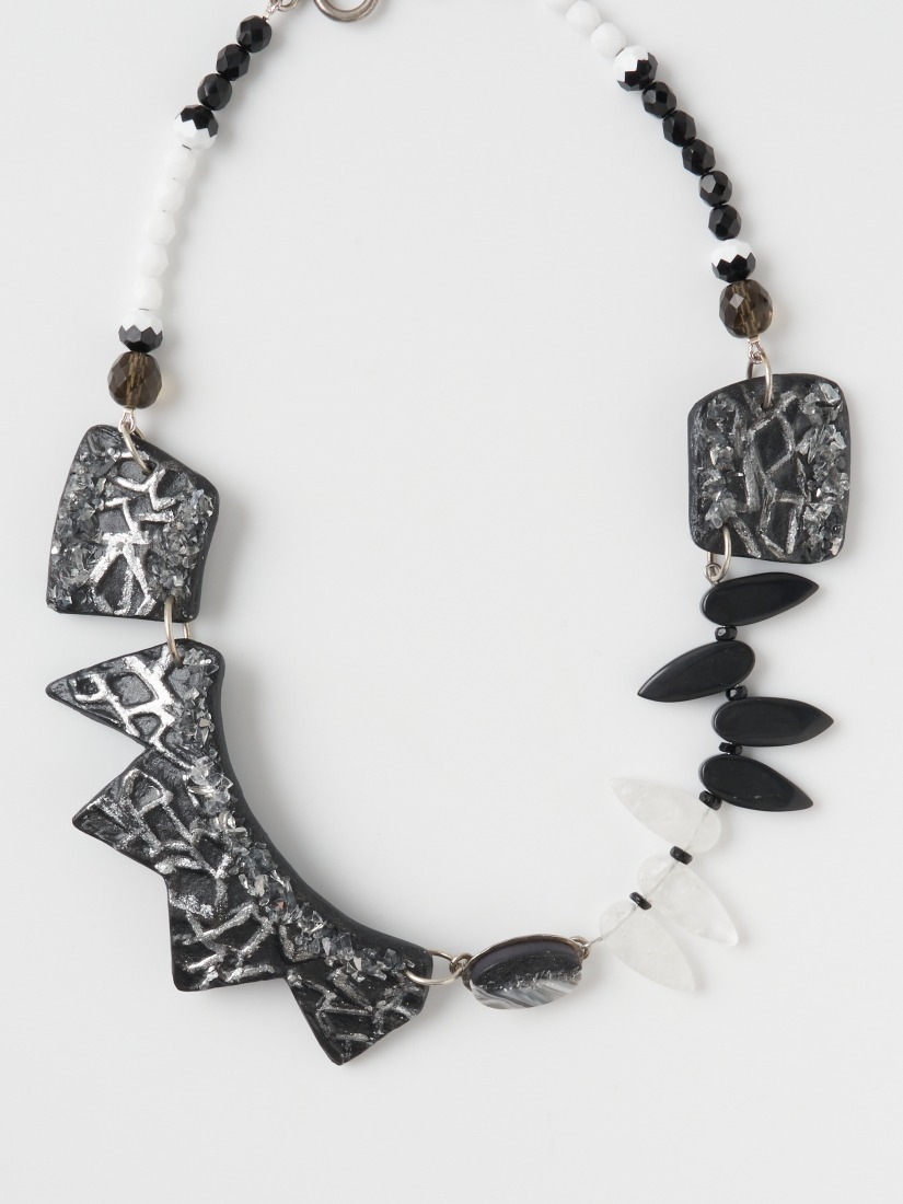 d*9様 【美品】AUGUSTINE PARIS ネックレス　ブローチ d*9様 【美品】AUGUSTINE PARIS ネックレス ブローチ - メルカリ