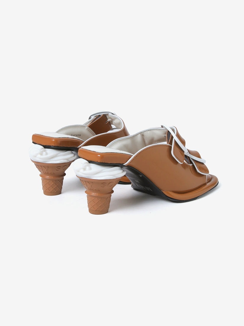 soft serve heel belted サンダル