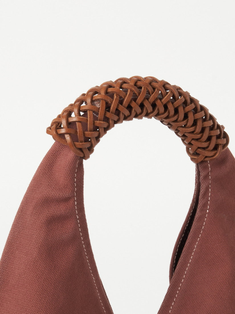 KAMARO'AN》Woven Triangle Bag（バッグその他）｜H.P.FRANCE公式サイト
