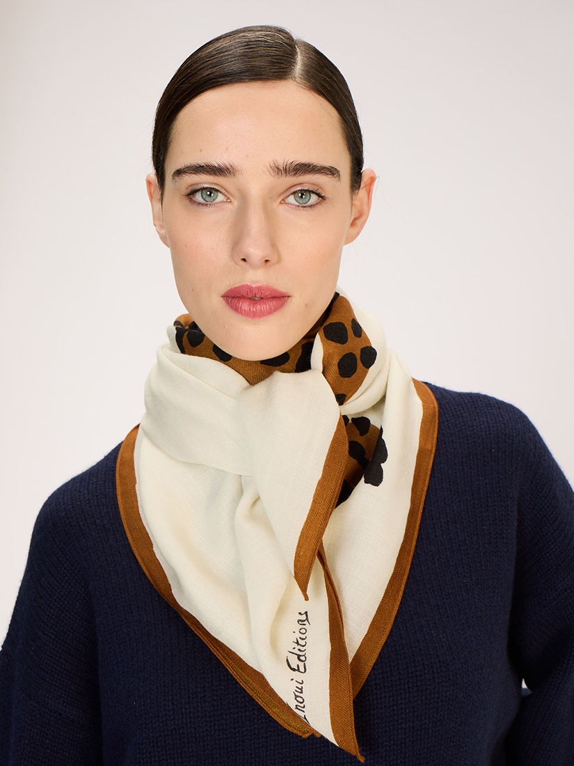 FELINE スカーフ 100 x 100（ストール）｜H.P.FRANCE公式サイト