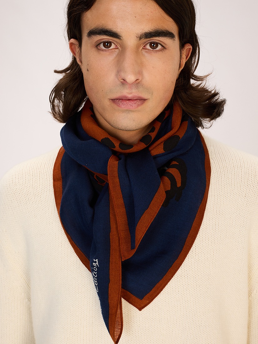 FELINE スカーフ 100 x 100（ストール）｜H.P.FRANCE公式サイト