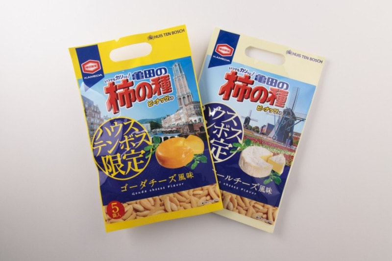 亀田の柿の種(ゴーダ風味・カマンベール風味)