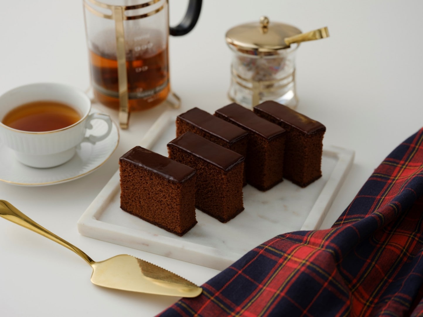 ダブルチョコレートカステラ