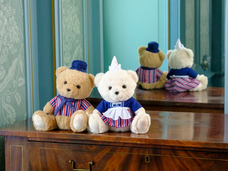 【新商品】オランダベア　ぬいぐるみ（ガール/ボーイ）