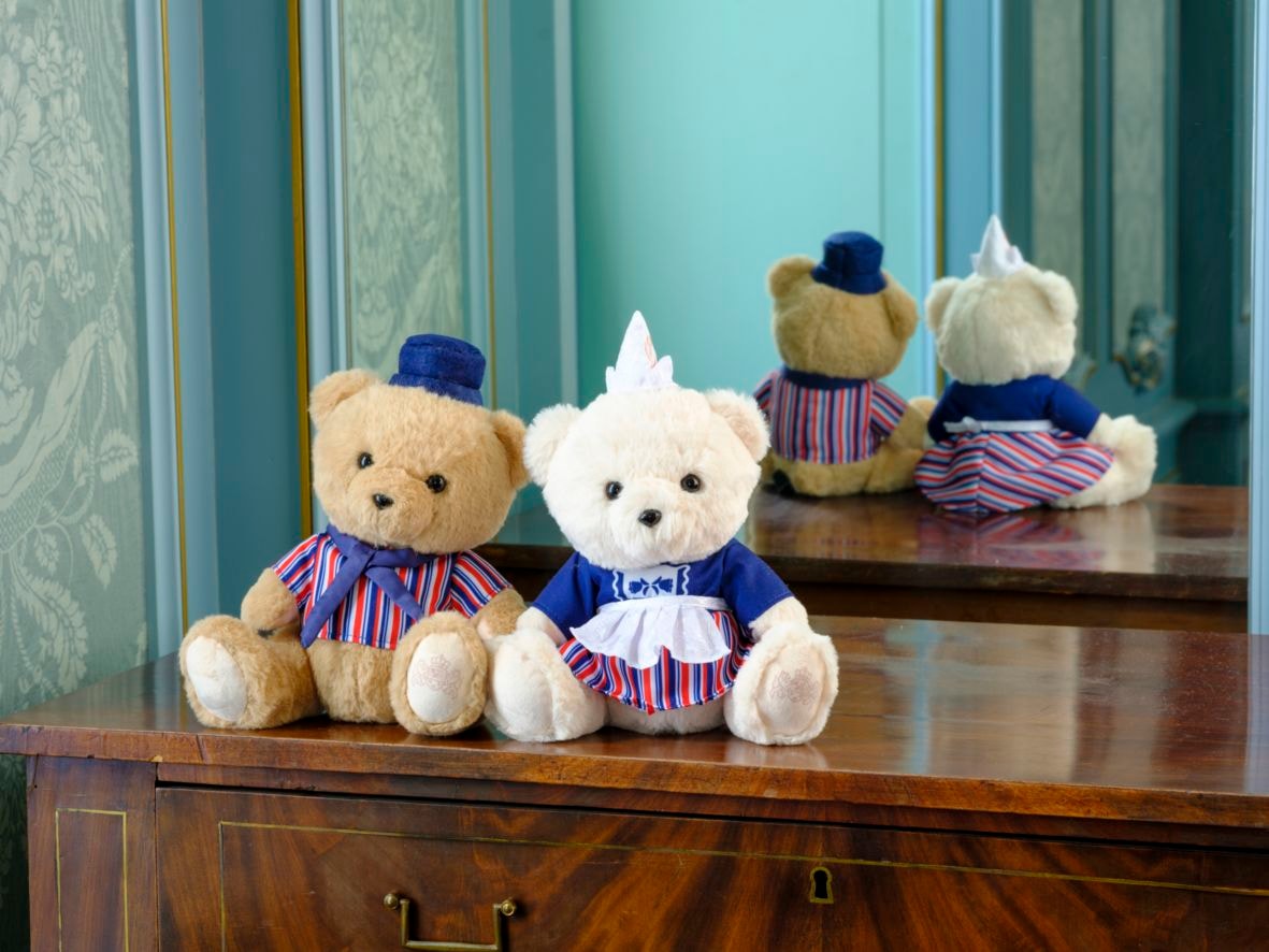 ハウステンボス ぬいぐるみ 新商品】オランダベア ぬいぐるみ（ガール/ボーイ） | ハウステンボス