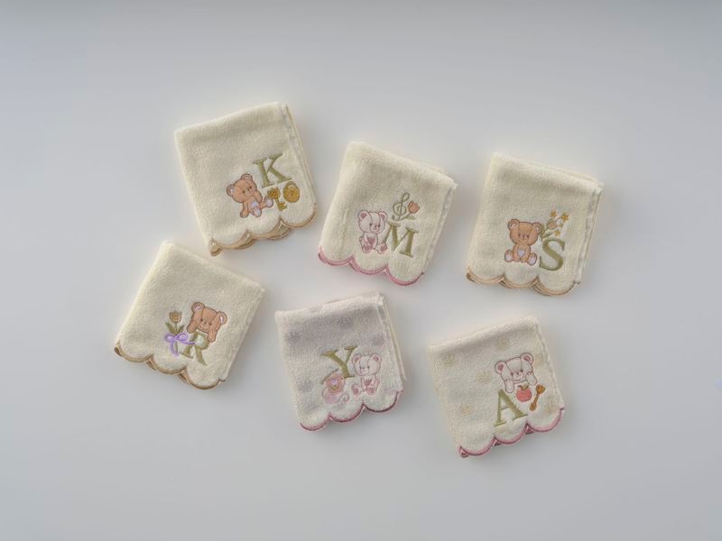 【新商品】ミニタオル　initial　ルーク＆ルーナ