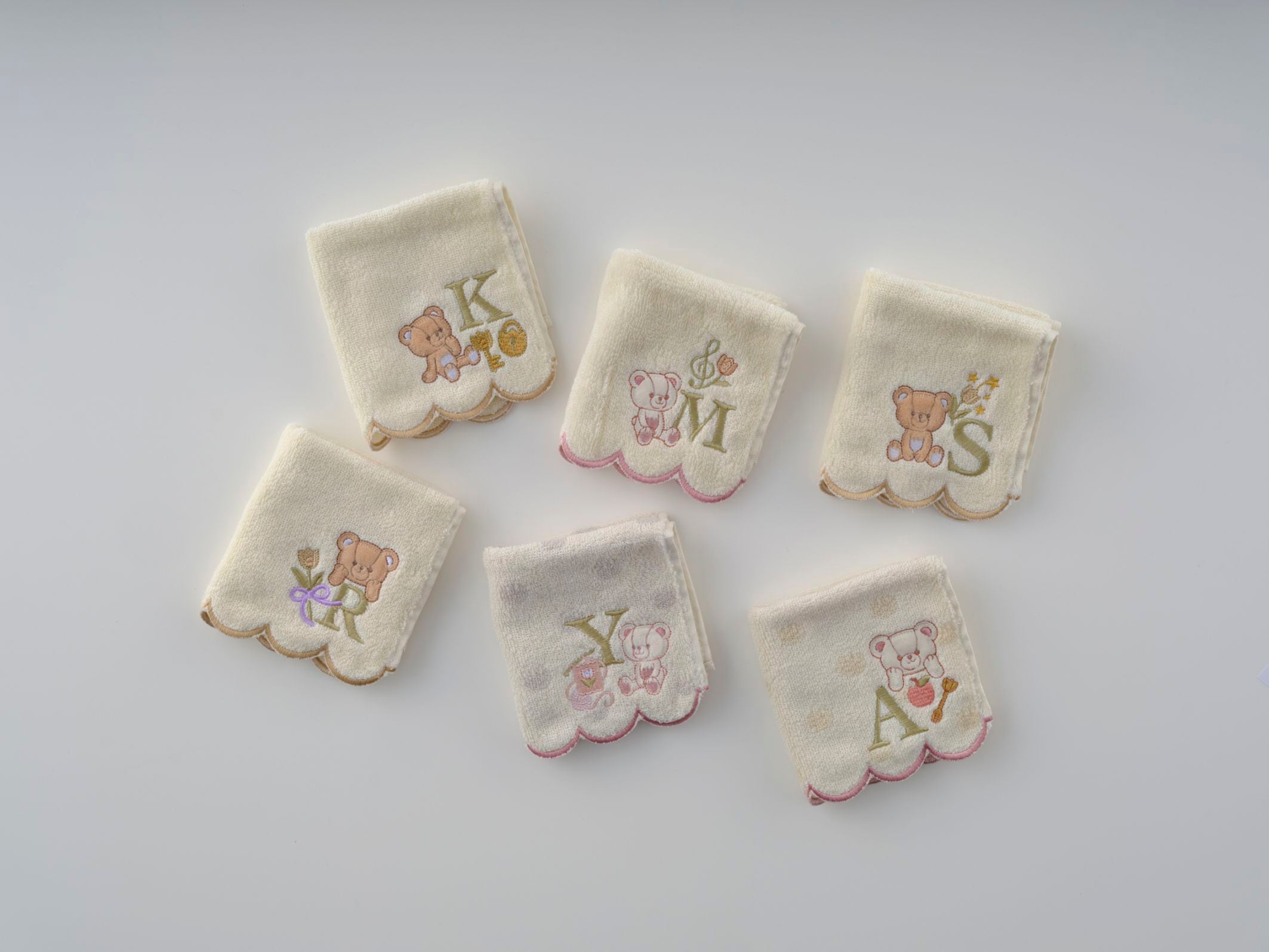 【新商品】ミニタオル　initial　ルーク＆ルーナ