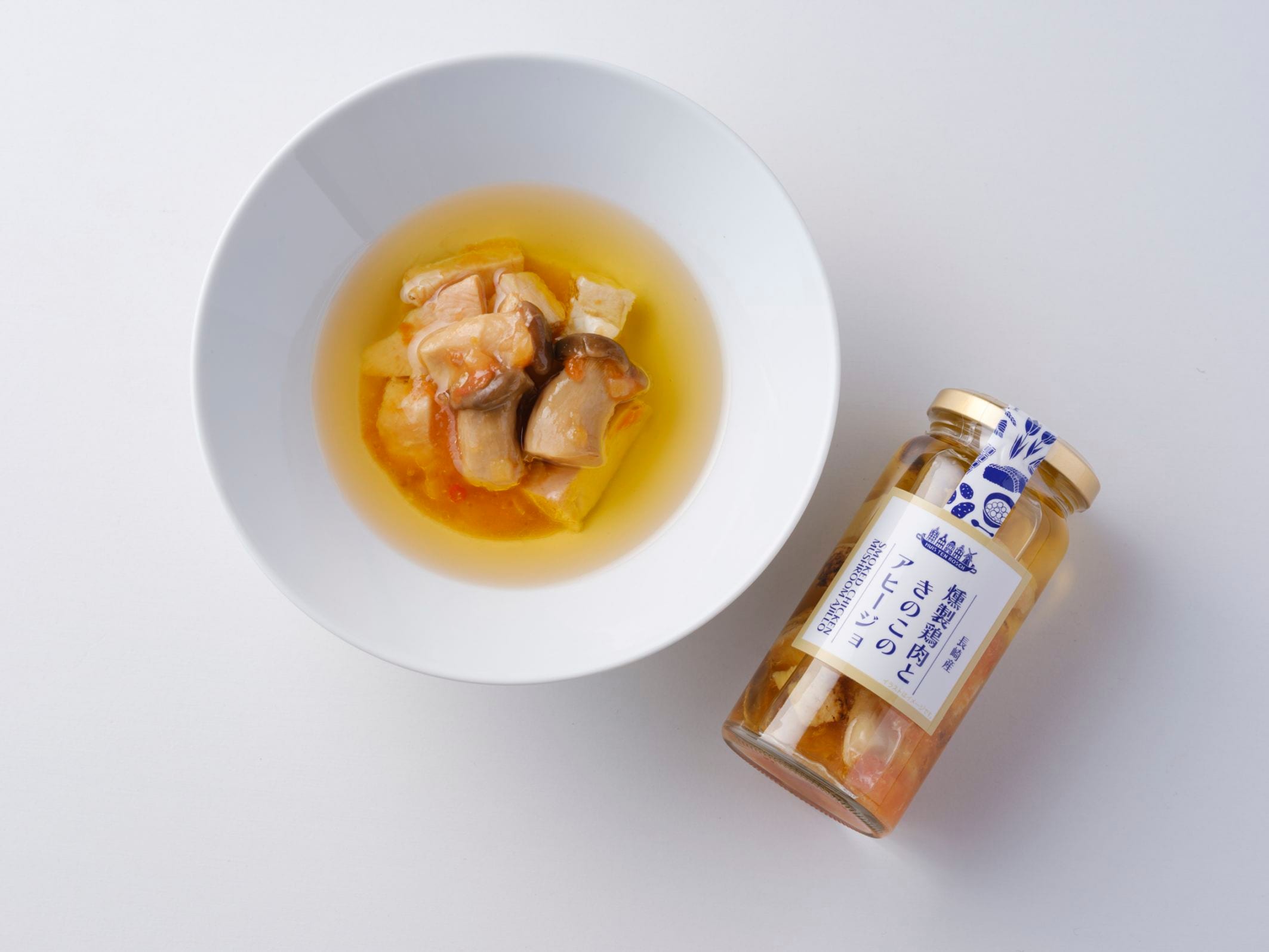 【Keuken ten Bosch】 燻製鶏肉ときのこのアヒージョ