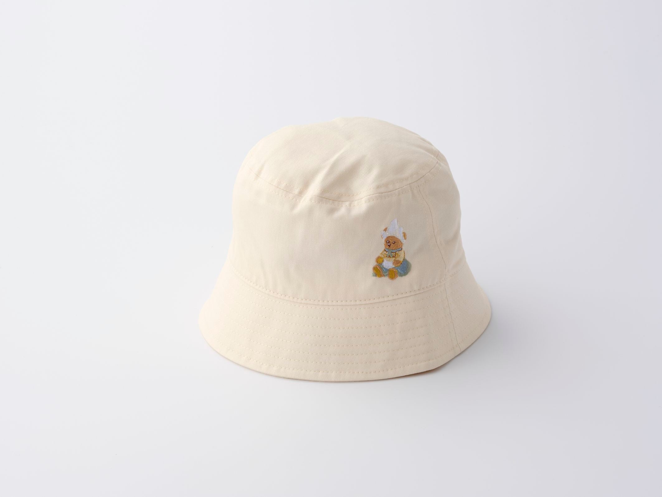 【新商品】バケットハット 　ホワイト　Holland bear　
