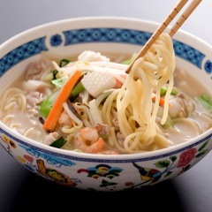 ハウステンボスオリジナルちゃんぽん 具付2人前食/ご自宅配送不可 商品画像