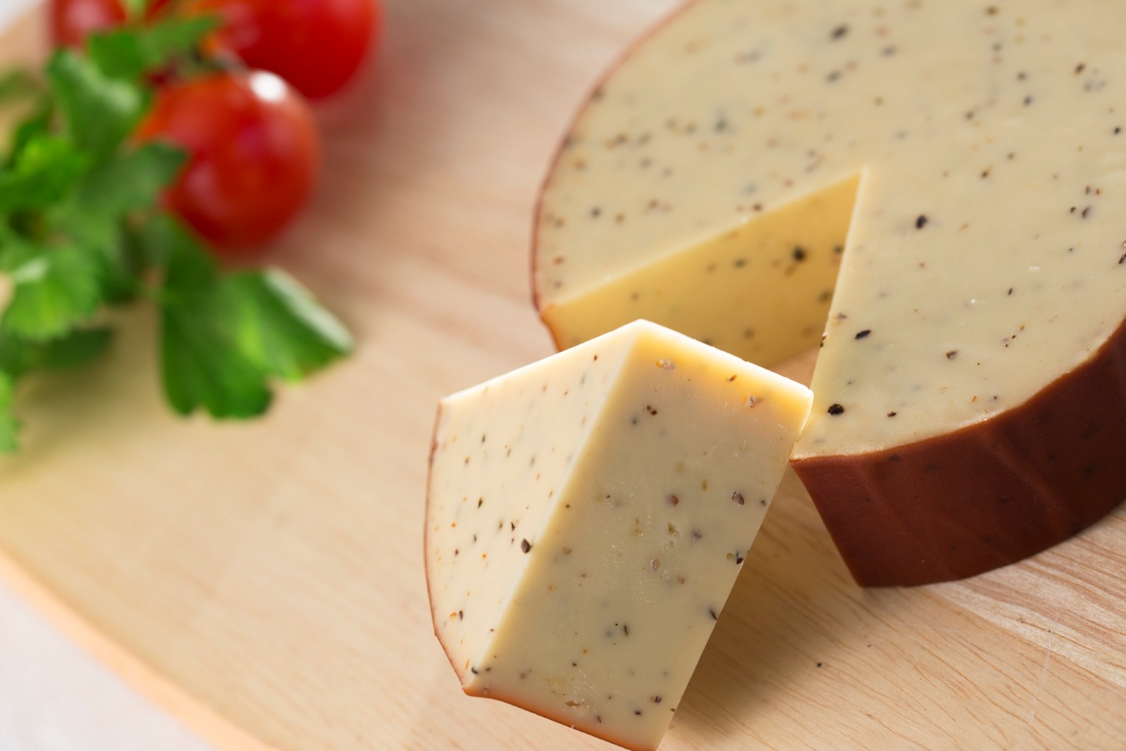 スモークチーズとソーセージのおつまみセット 商品画像