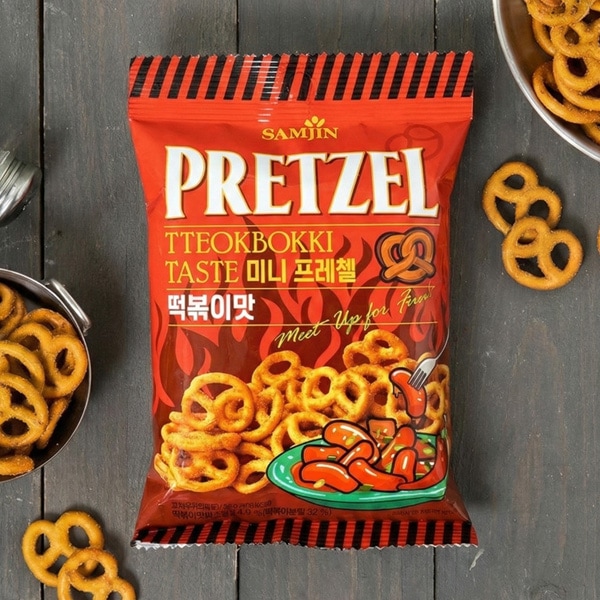 プレッツェル　BOO SAMJIN] プレッツェル トッポキ味 / 70g ミニプレッツェル 甘辛く濃厚