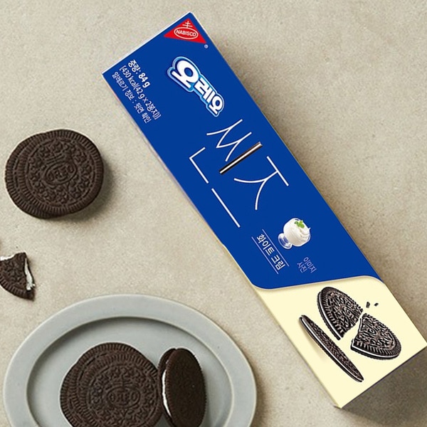 [oreo] オレオ シンズ ホワイトクリーム  / 84g thins クリスピー 薄い クッキー サクサク 濃厚なチョコレート ホワイトチョコ ビスケット チョコレート 韓国お菓子