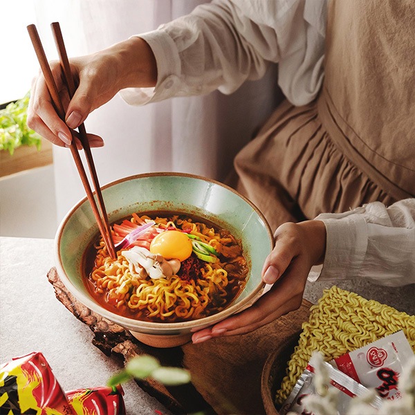 オットギ] ヨル(熱)ラーメン / マルチパック120g×5個入り 韓国ラーメン 