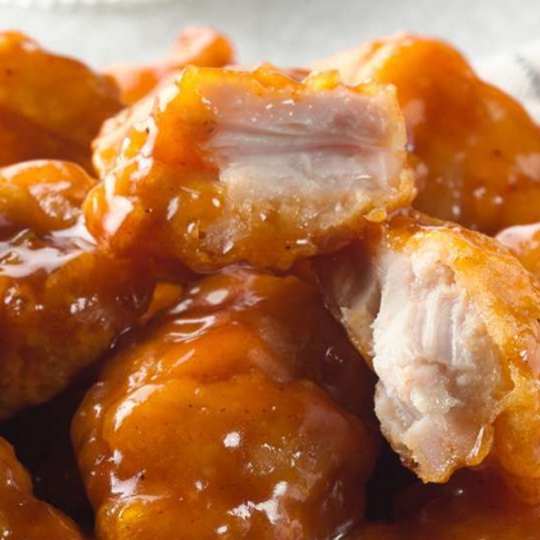 鶏肉] ヤンニョムチキン 甘辛特製ソース付き / 約300g 骨なし