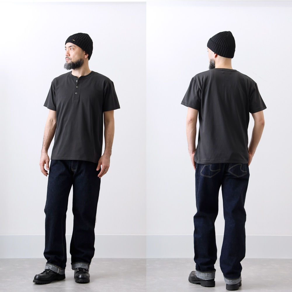 【新品】CNBLUE 手形Tシャツ&Warmerセット 新品】CNBLUE 手形Tシャツ&Warmerセット