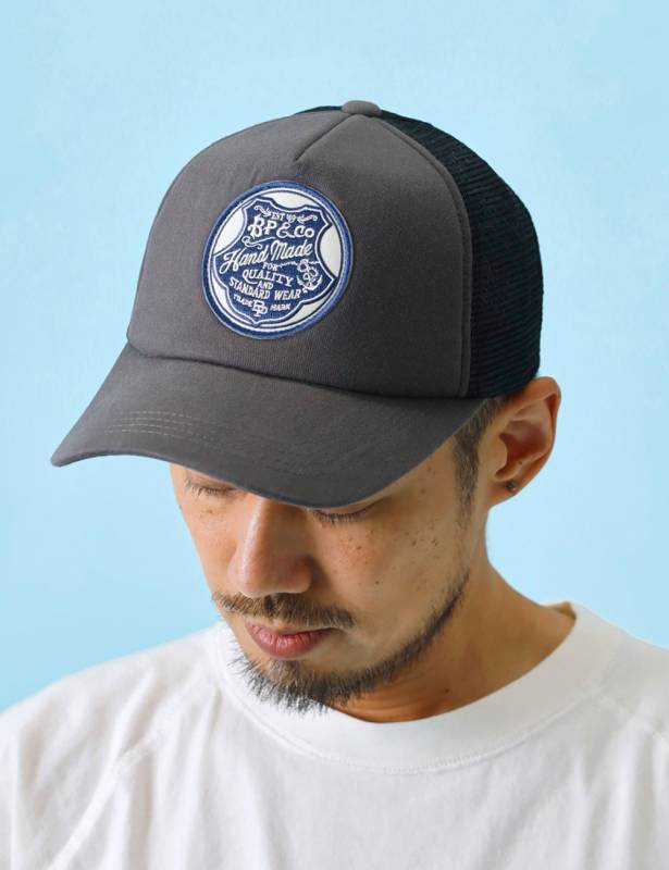 対象アイテム2点お買い上げで10%・3点お買い上げで20%OFF！ BLUE PORT｜刺繍ワッペンメッシュキャップ 