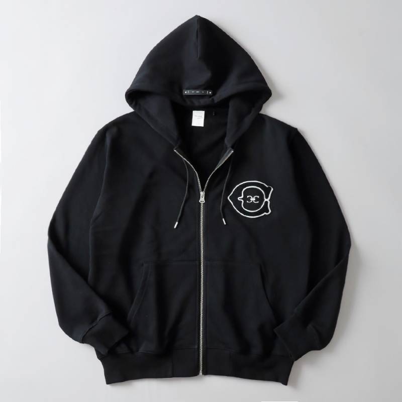 THE CRIMIE（クライミー）レザーパッチジップパーカー 