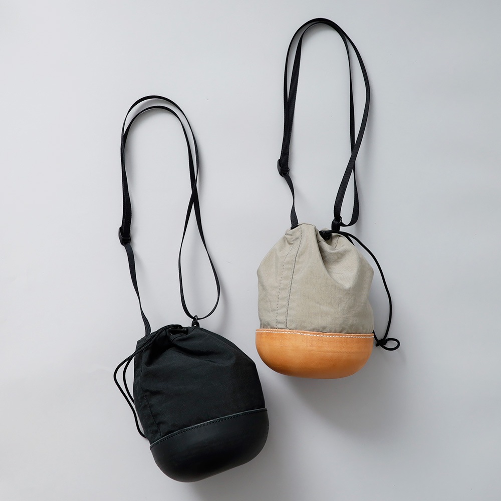 【Butler Verner Sails】MOLDED LEATHER MINI BAG モールドレザー巾着ナイロンショルダー