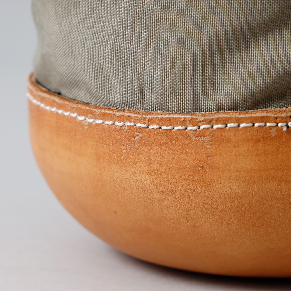 【Butler Verner Sails】MOLDED LEATHER MINI BAG モールドレザー巾着ナイロンショルダー