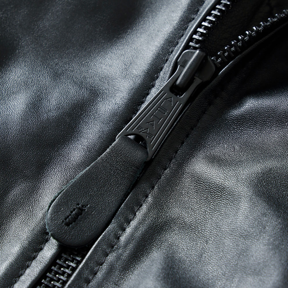 Alpha Industries（アルファインダストリーズ）MA-1 NAPPA LEATHER フライトジャケット