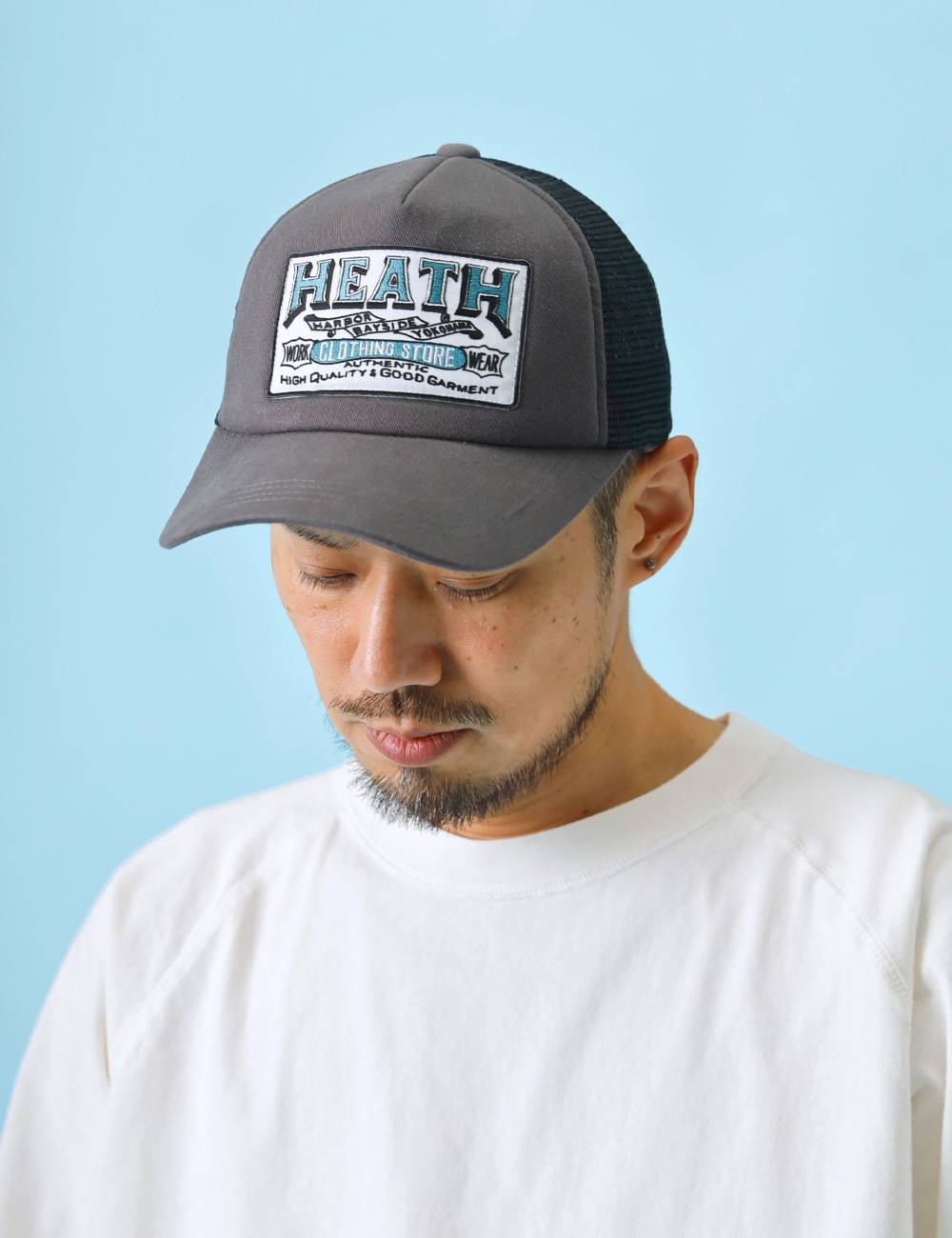 対象アイテム2点お買い上げで10%・3点お買い上げで20%OFF！ HEATH｜刺繍ワッペンメッシュキャップ  
