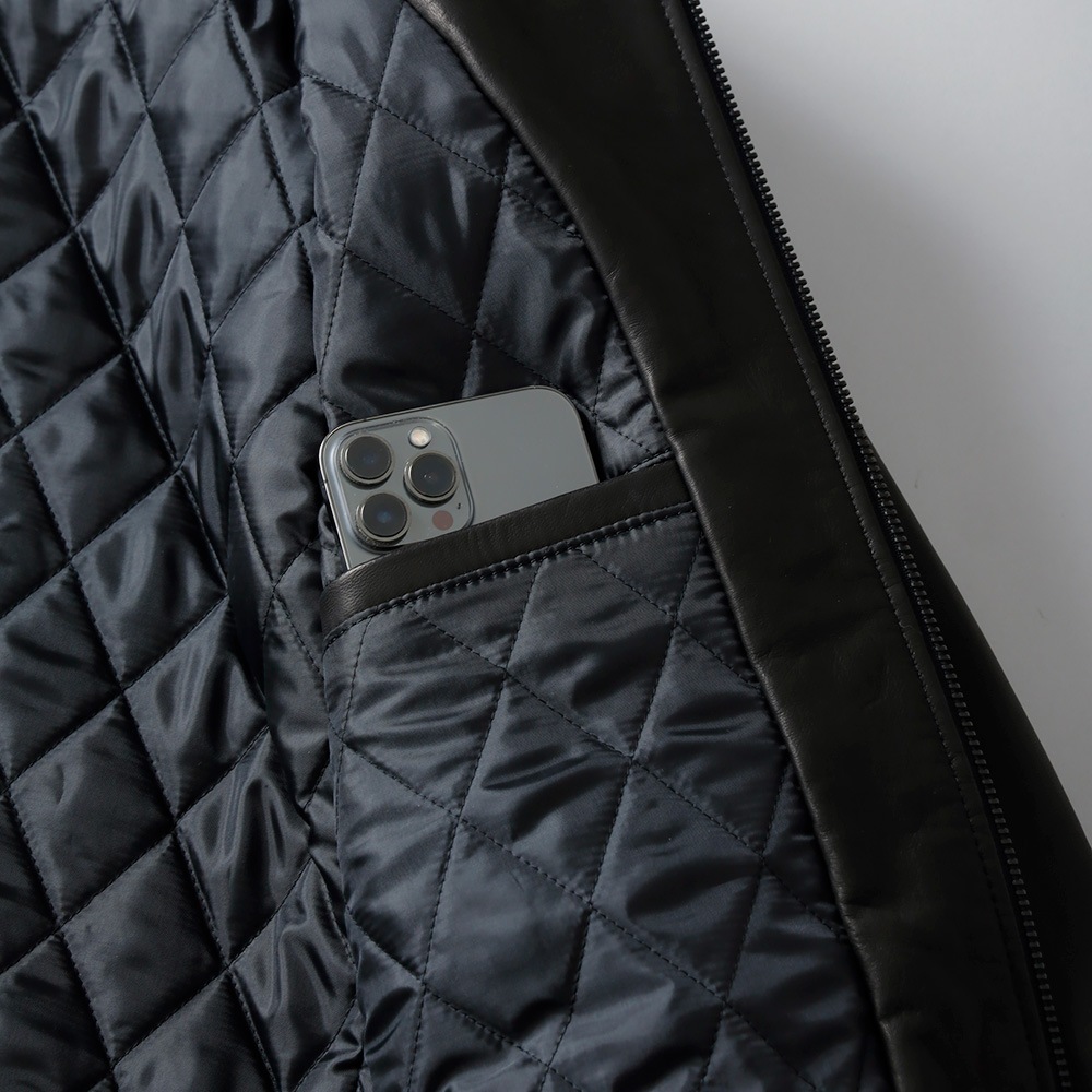 HEATH (ヒース) ホースレザー スタジャン