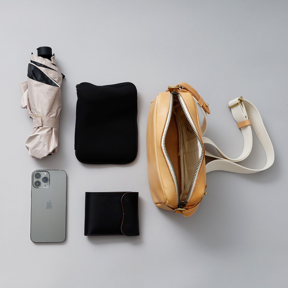 【Butler Verner Sails】SQUARE LEATHER SHOULDER BAG スクエア レザーバッグ