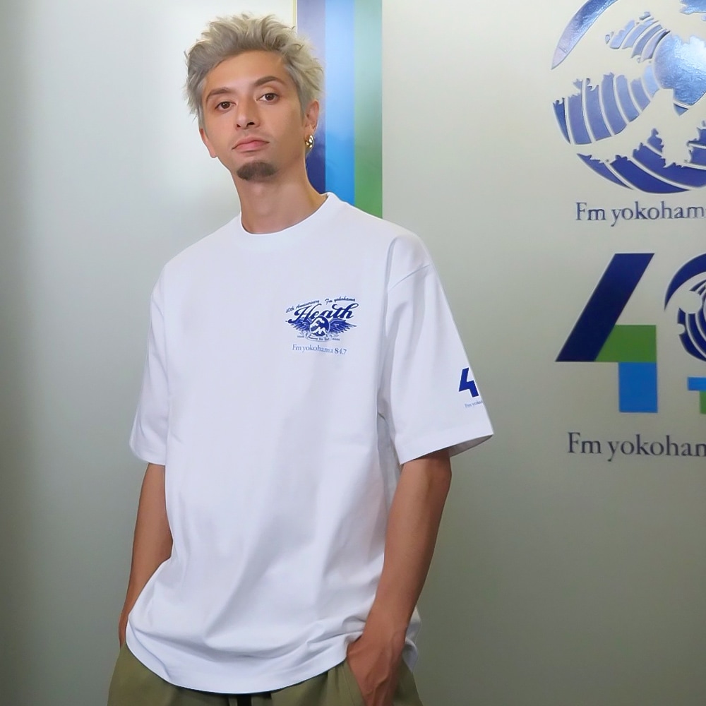 エミーナ TシャツMサイズ4種&ハンドタオル4種セット+非売品グレー エミーナ TシャツMサイズ4種&ハンドタオル4種セット+非売品グレー