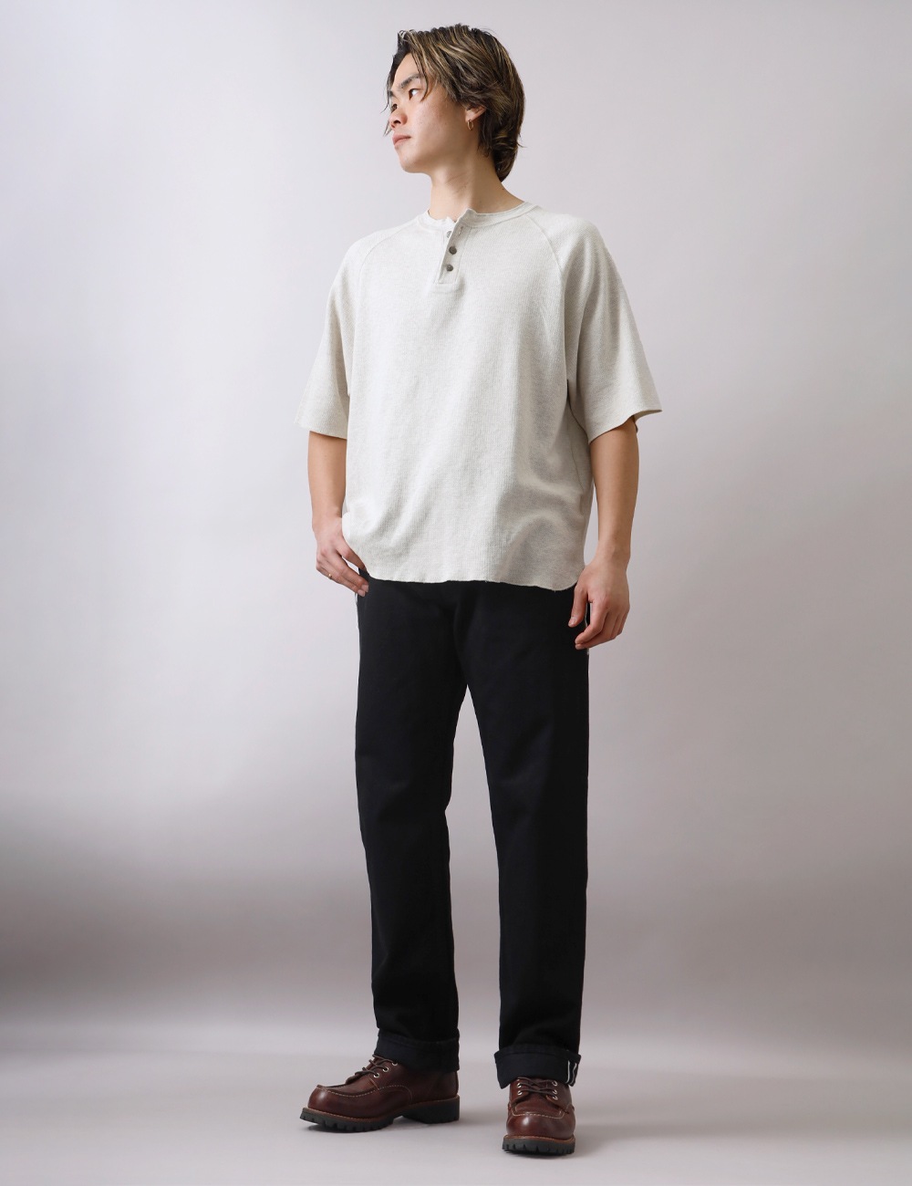 REMI RELIEF 別注  WタックラグランヘンリーネックT